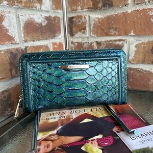 NWT Brahmin Suri Evergreen Kalopsia Wallet Zip Around Genuine Leather